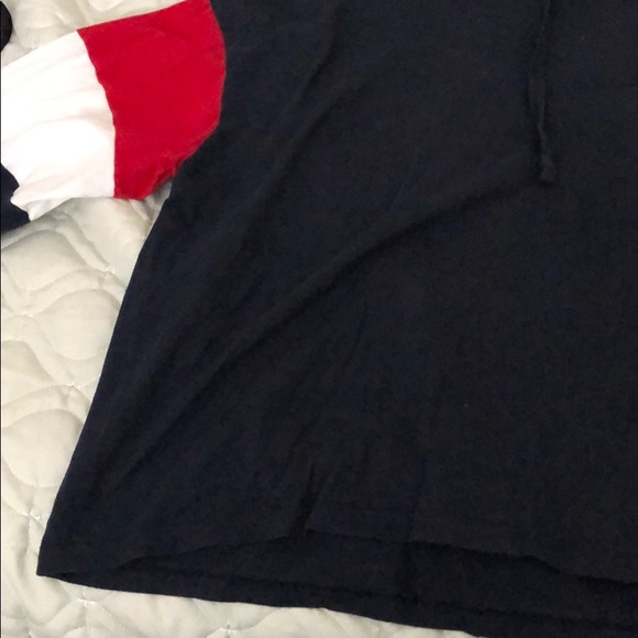 hol lister crop top - Picture 2 of 4